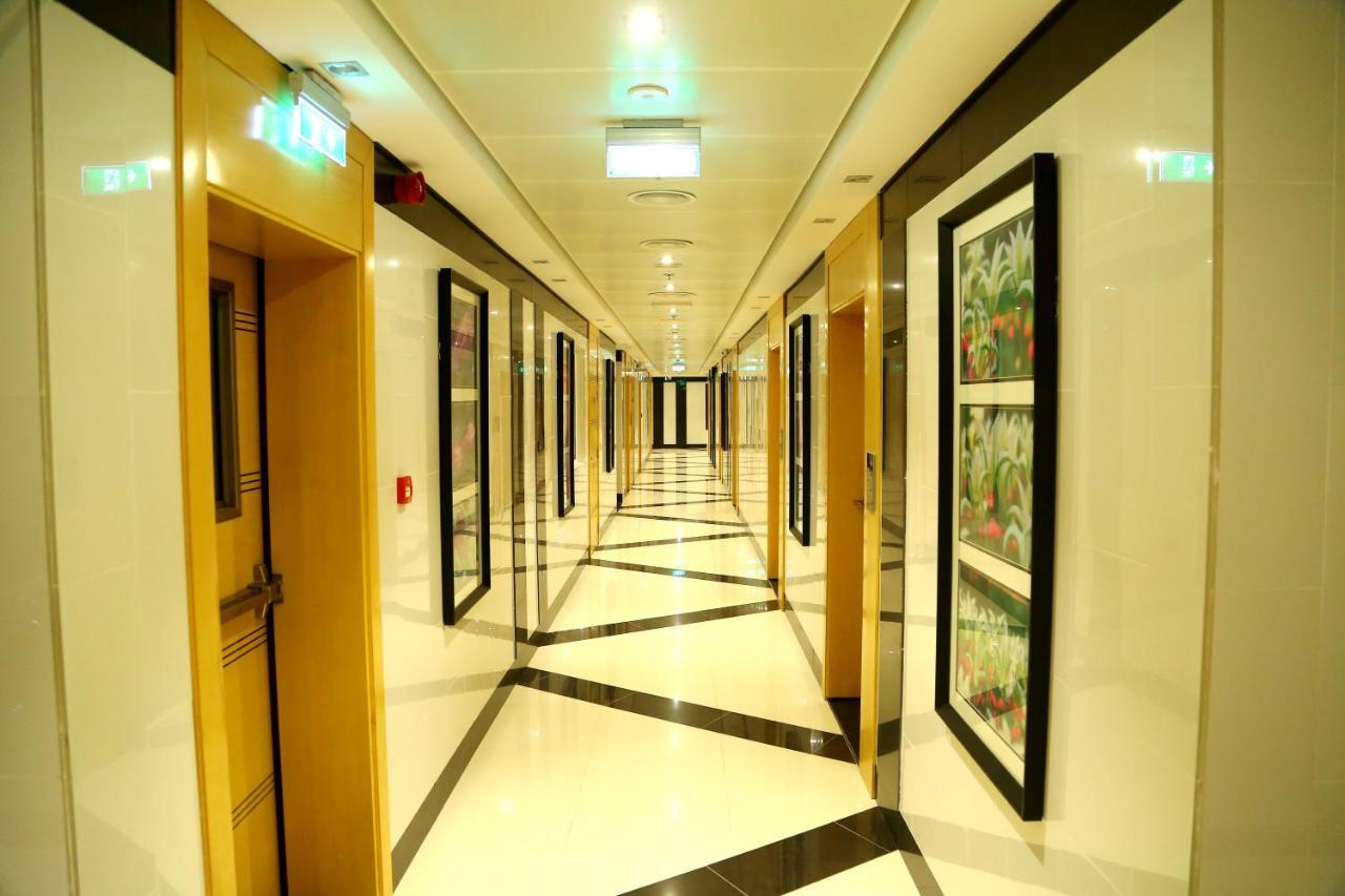 Tulip Al Barsha Hotel Apartment Dubai Eksteriør bilde