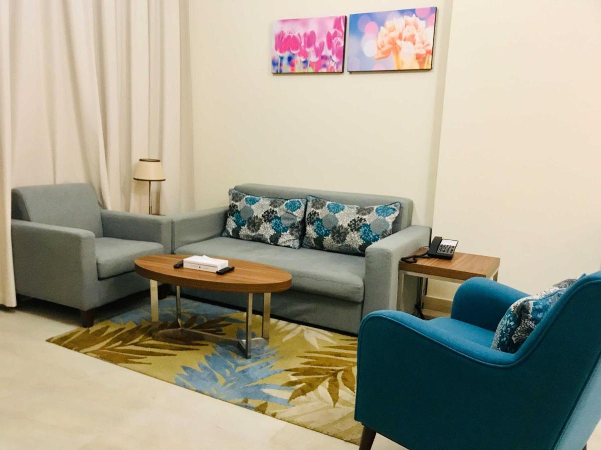 Tulip Al Barsha Hotel Apartment Dubai Eksteriør bilde