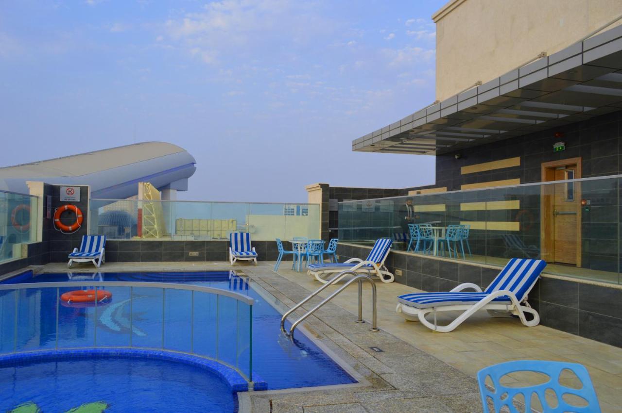 Tulip Al Barsha Hotel Apartment Dubai Eksteriør bilde