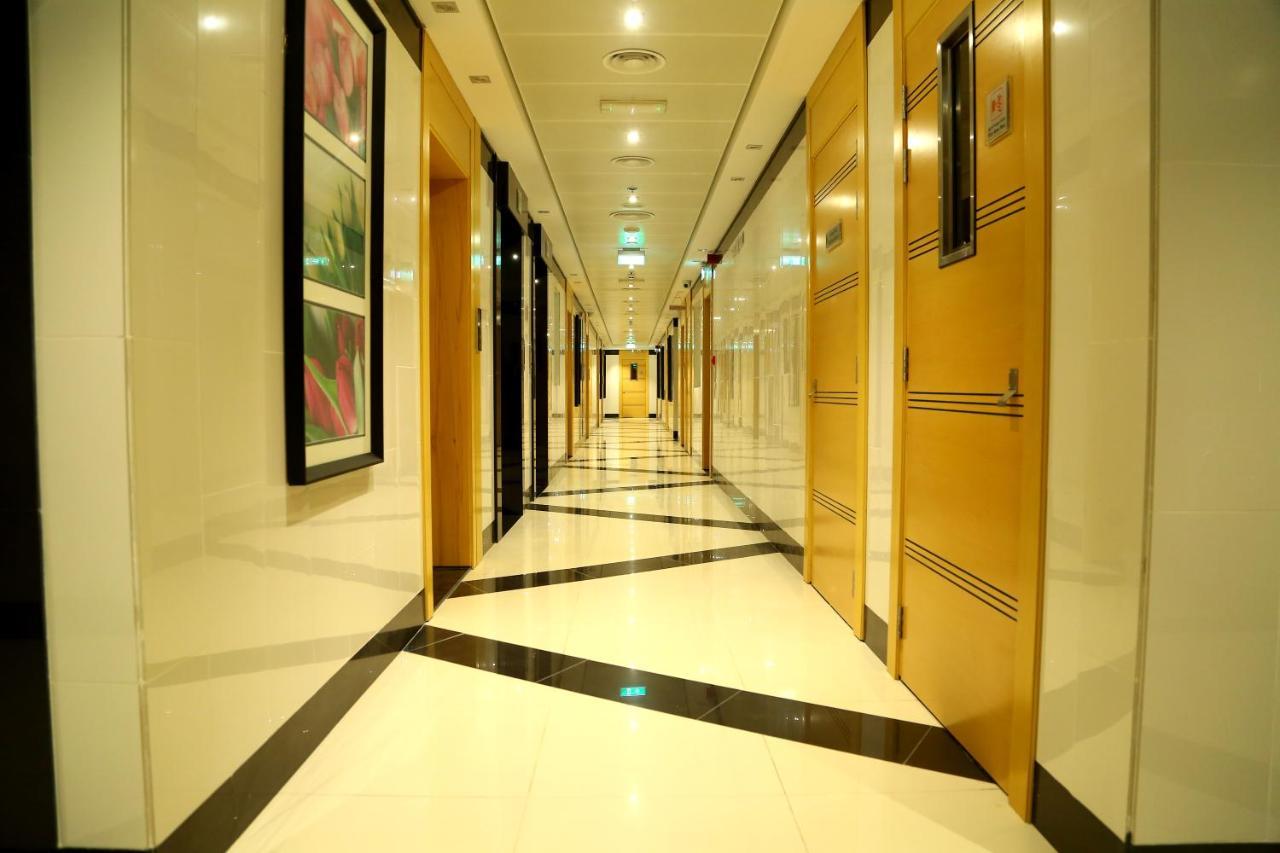 Tulip Al Barsha Hotel Apartment Dubai Eksteriør bilde
