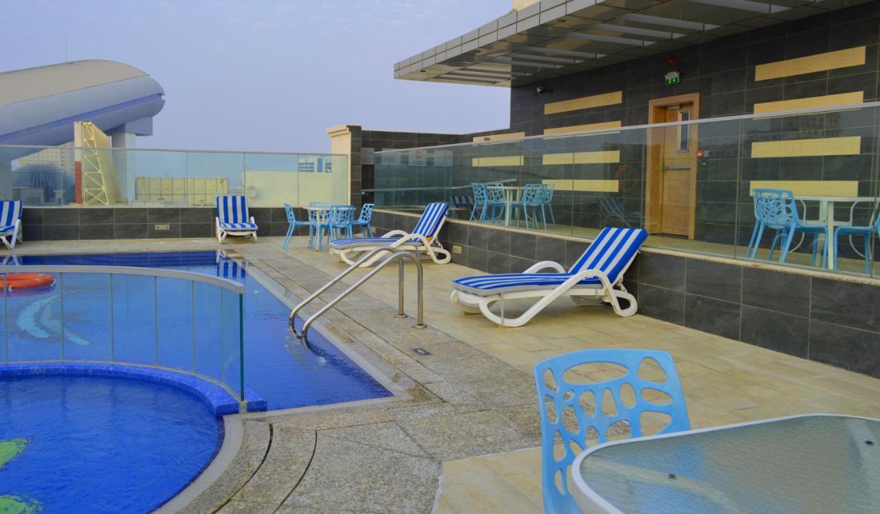 Tulip Al Barsha Hotel Apartment Dubai Eksteriør bilde