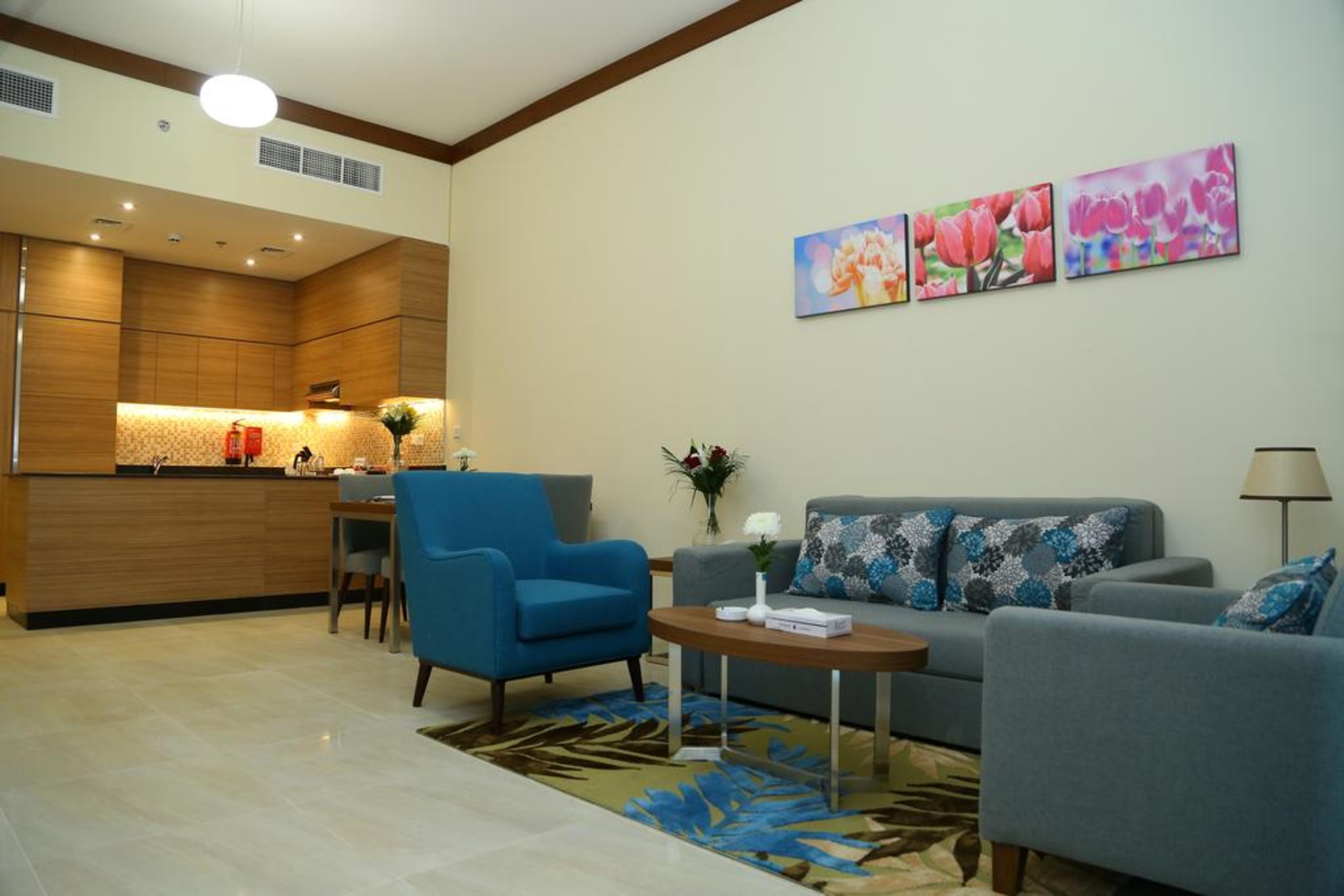 Tulip Al Barsha Hotel Apartment Dubai Eksteriør bilde